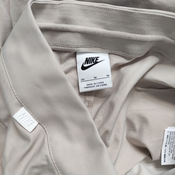 Nike Sportswear Style Essentials Men's Unlined Cropped Pants - Picture 4 of 9